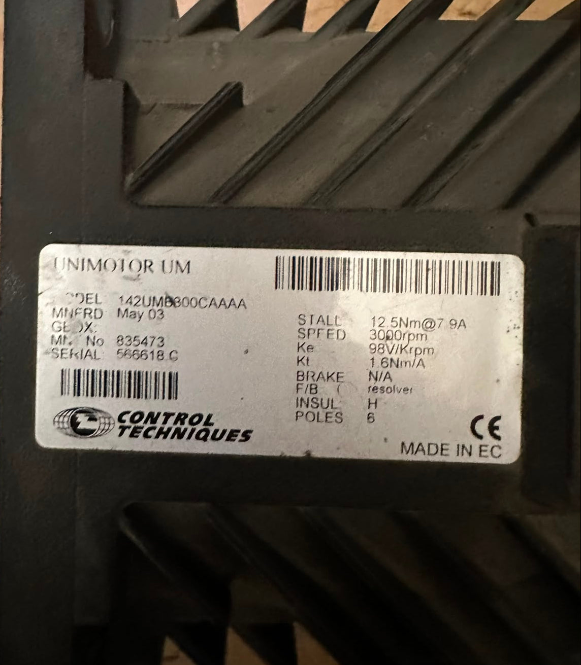 Control Techniques Unimotor UM 142UMB300CAAAA Servo Motor 3000 RPM 12.5 Nm