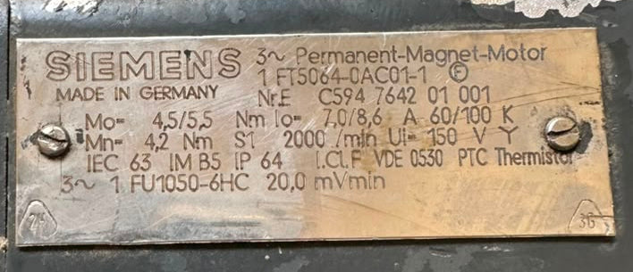 Siemens 1FT5064-0AC01-1 Permanent Magnet Servo Motor 4.2Nm 2000RPM 150V IP64