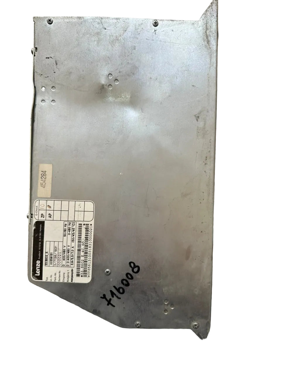 Lenze 33.8602_E Frequency Inverter Drive 400–460V 3.9–7.0A
