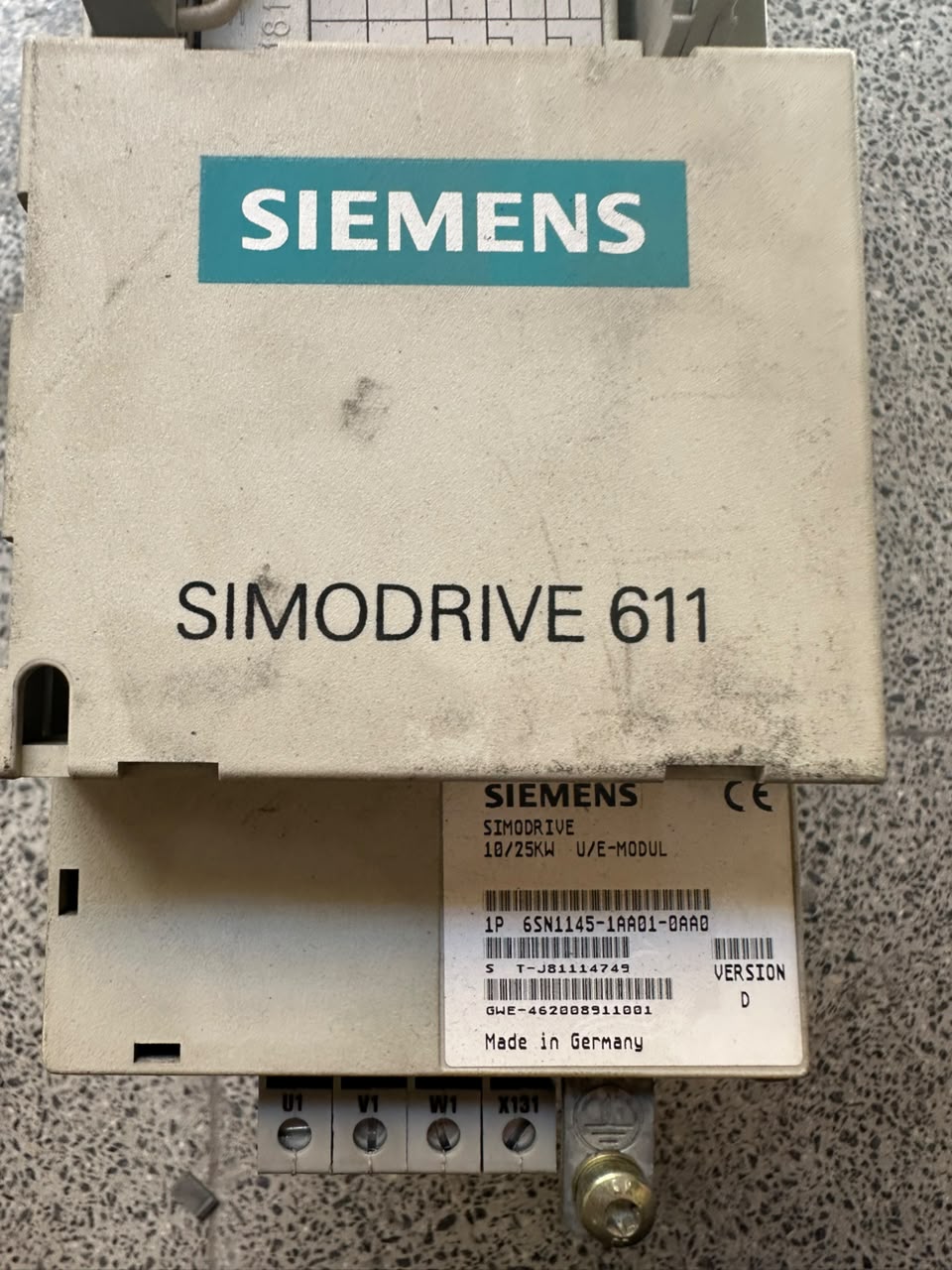 Siemens SIMODRIVE 611 6SN1145-1AA01-0AA0 10/25kW U/E Module Version D