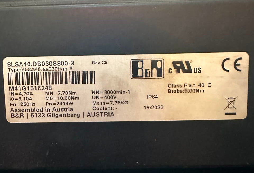 B&R 8LSA46.DB030S300-3 AC Servo Motor 400V 3000 RPM with 8 Nm Brake