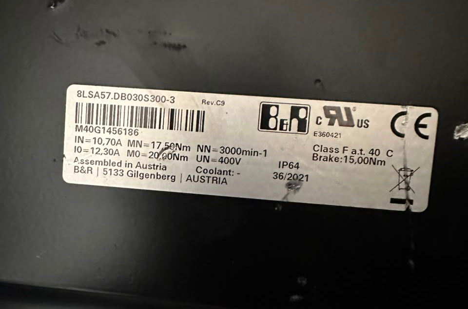 B&R 8LSA57.DB030S300-3 AC Servo Motor 400V 3000 RPM with 15 Nm Brake