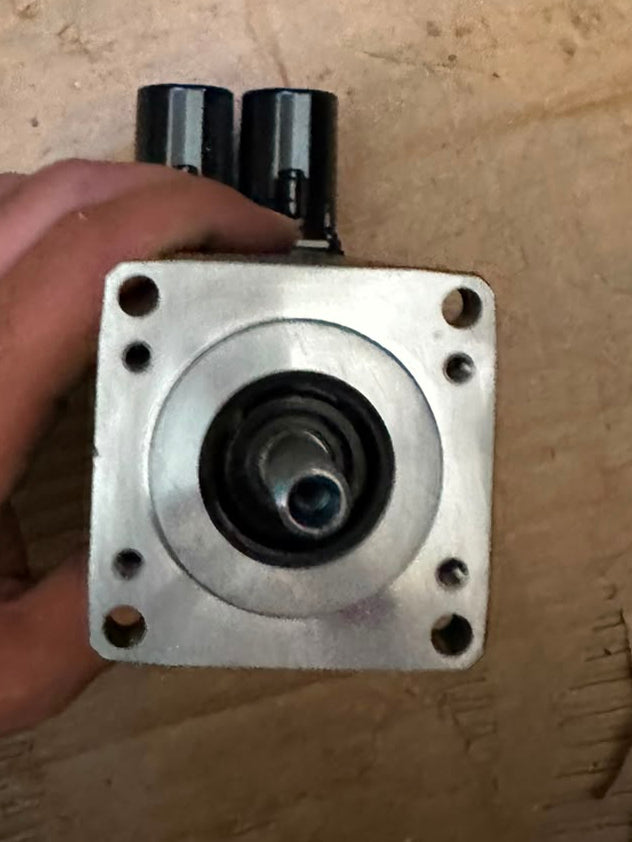 AMK DT3-1-10-UO0-9000-B5 AC Servo Motor 350V 6000 RPM 0.59kW