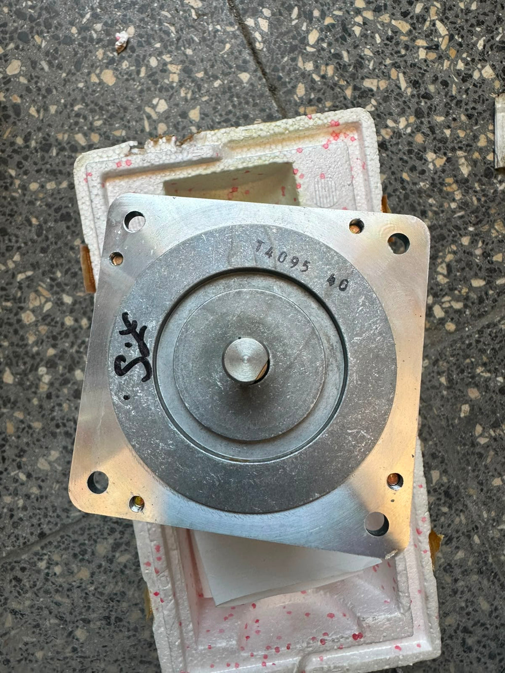 Superior Electric SLO-SYN SS221T Synchronous Stepping Motor 120V 72 RPM