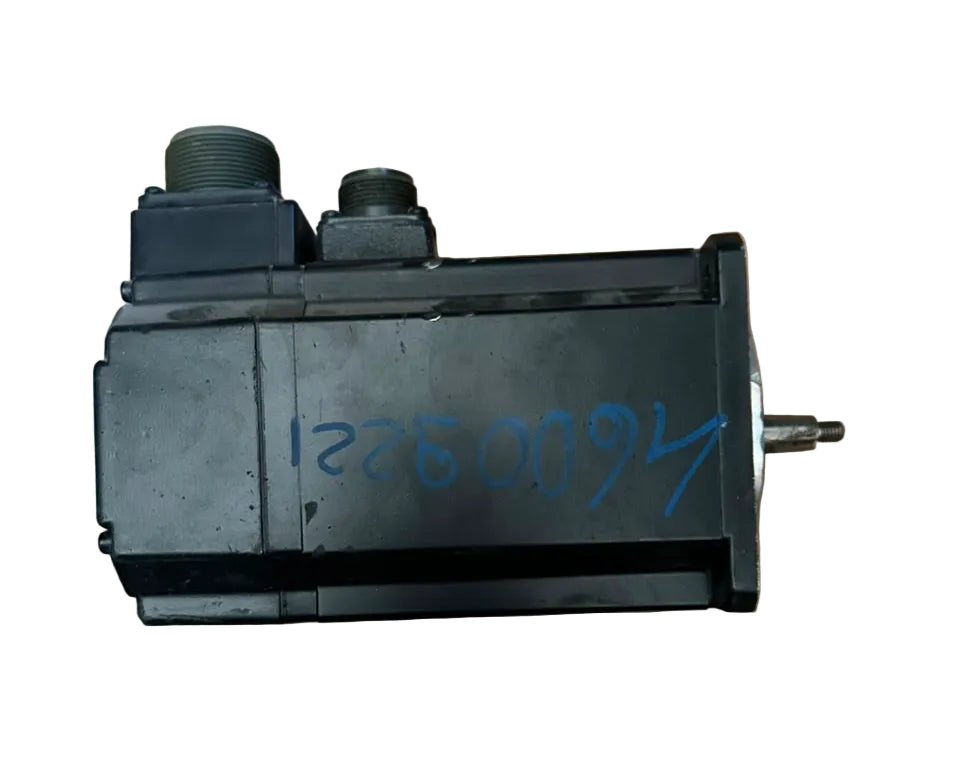 Yaskawa USAFED-02DB1 AC Servo Motor 200V 150W 1500 RPM