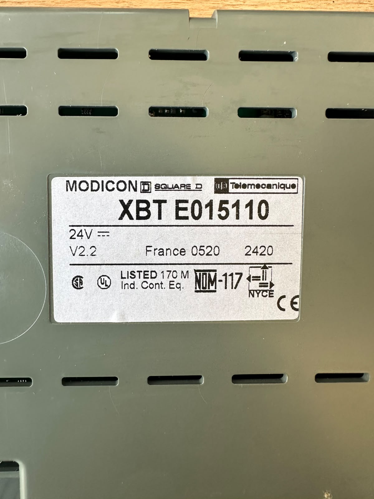 Modicon Square D Telemecanique Magelis XBT E015110 Operator Terminal